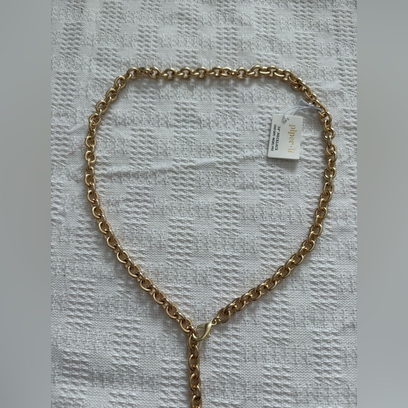 Gold Heart Pendant Necklace - Picture 4 of 8